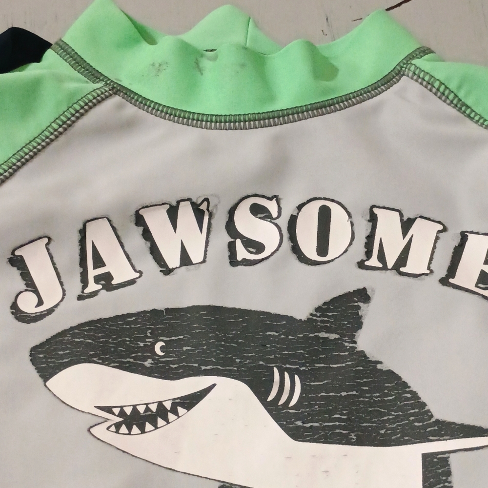 4/$15 (2) Rash Guards, 12-18M - Picture 2 of 4